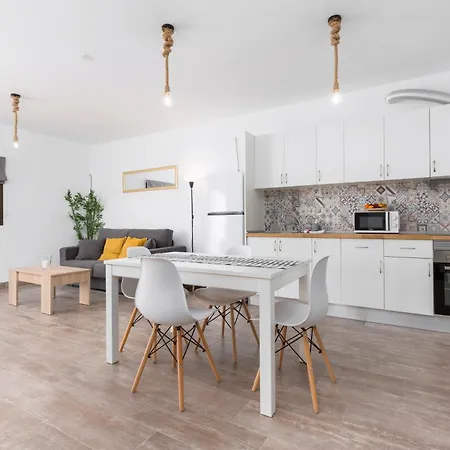 Home2book Cozy Casa Papa, Bright Terrace & Bbq * La Oliva